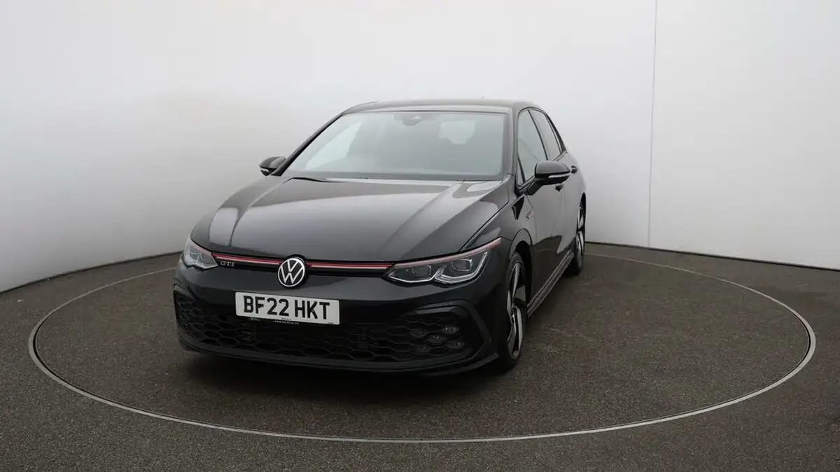 2022-volkswagen-golf-20-tsi-gti-dsg-big-30