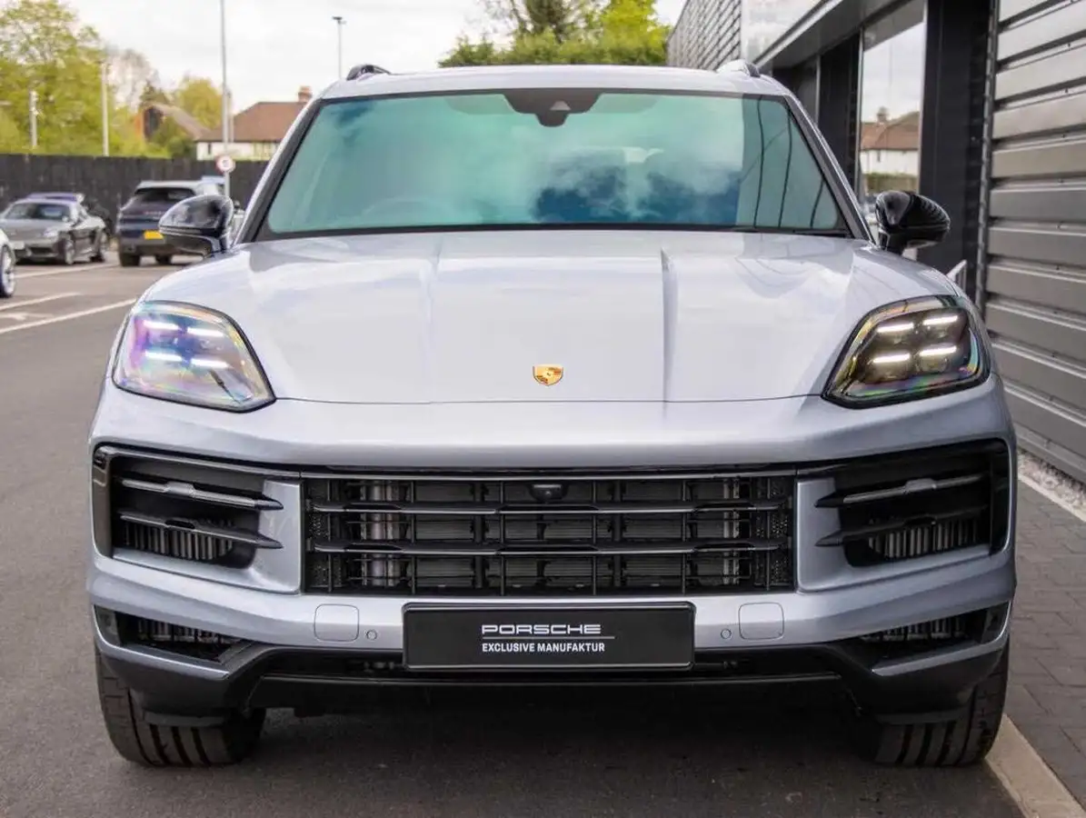 2025-porsche-cayenne-30-v6-353ps-station-wagon-big-5