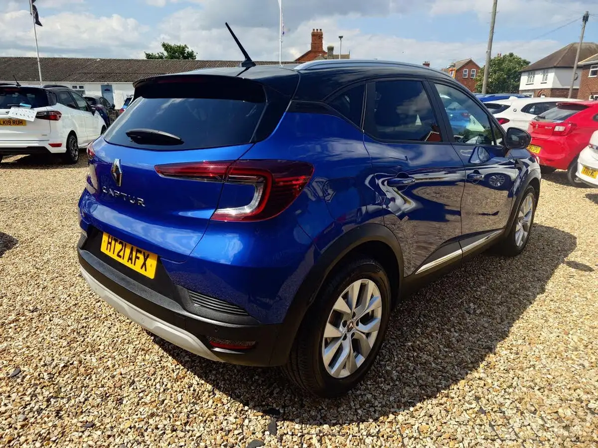 2021-renault-captur-13-tce-iconic-130bhp-big-5