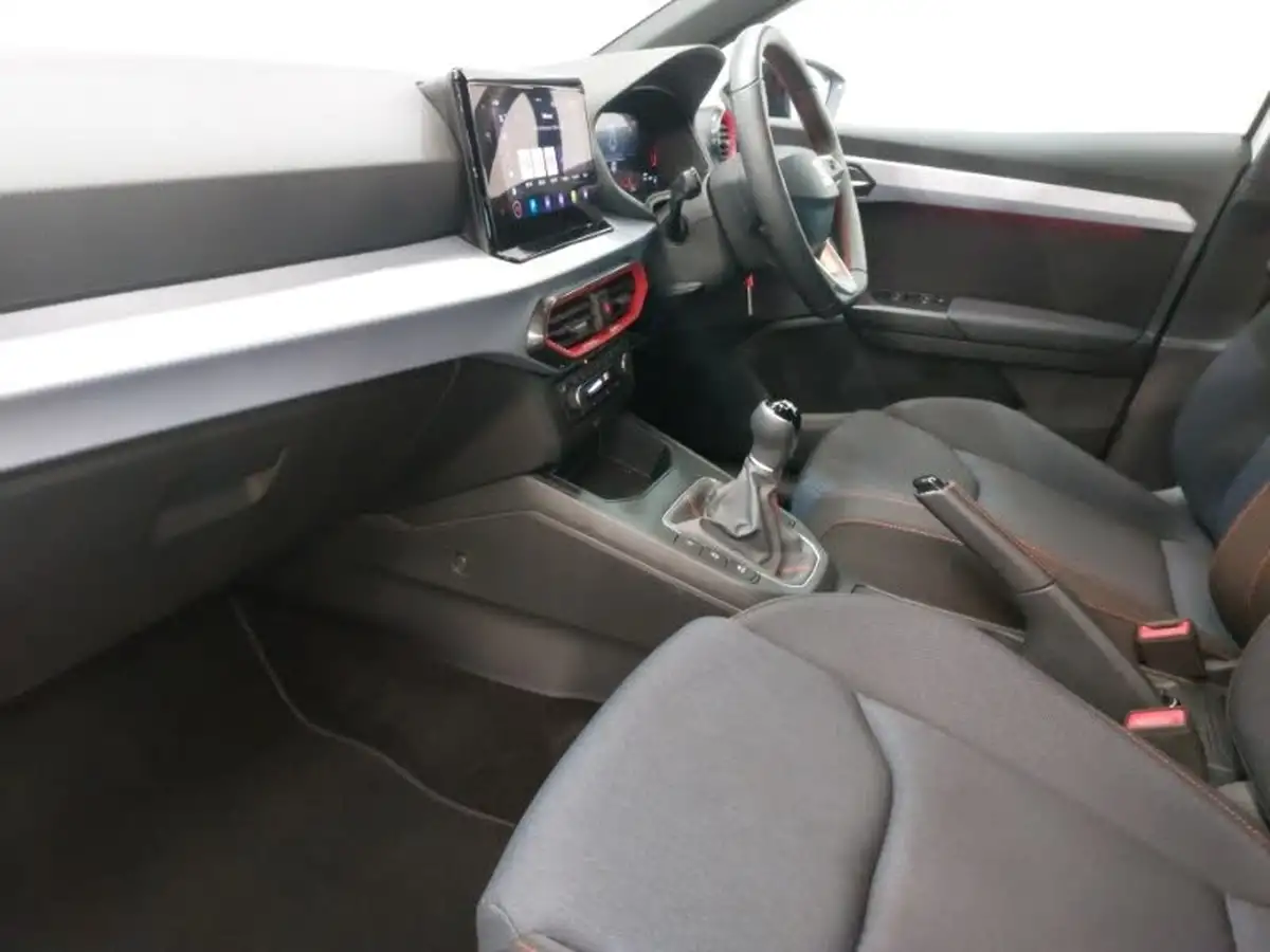 2024-seat-ibiza-10-tsi-fr-95ps-big-4