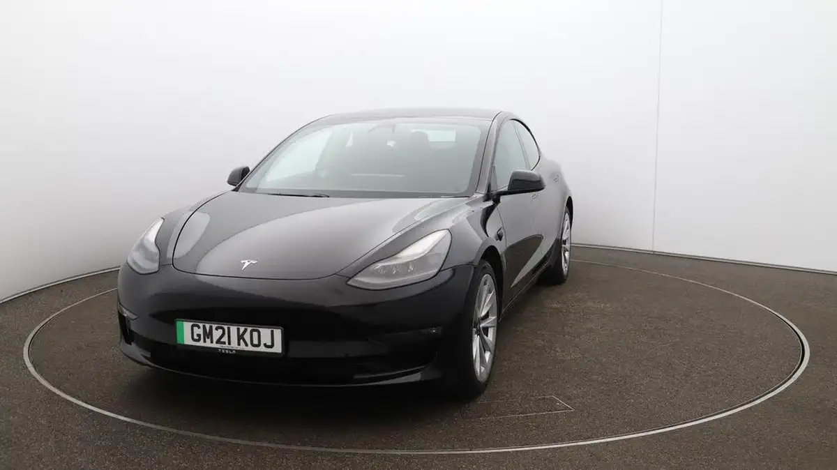 2021-tesla-model-3-e-long-range-4x4-big-40