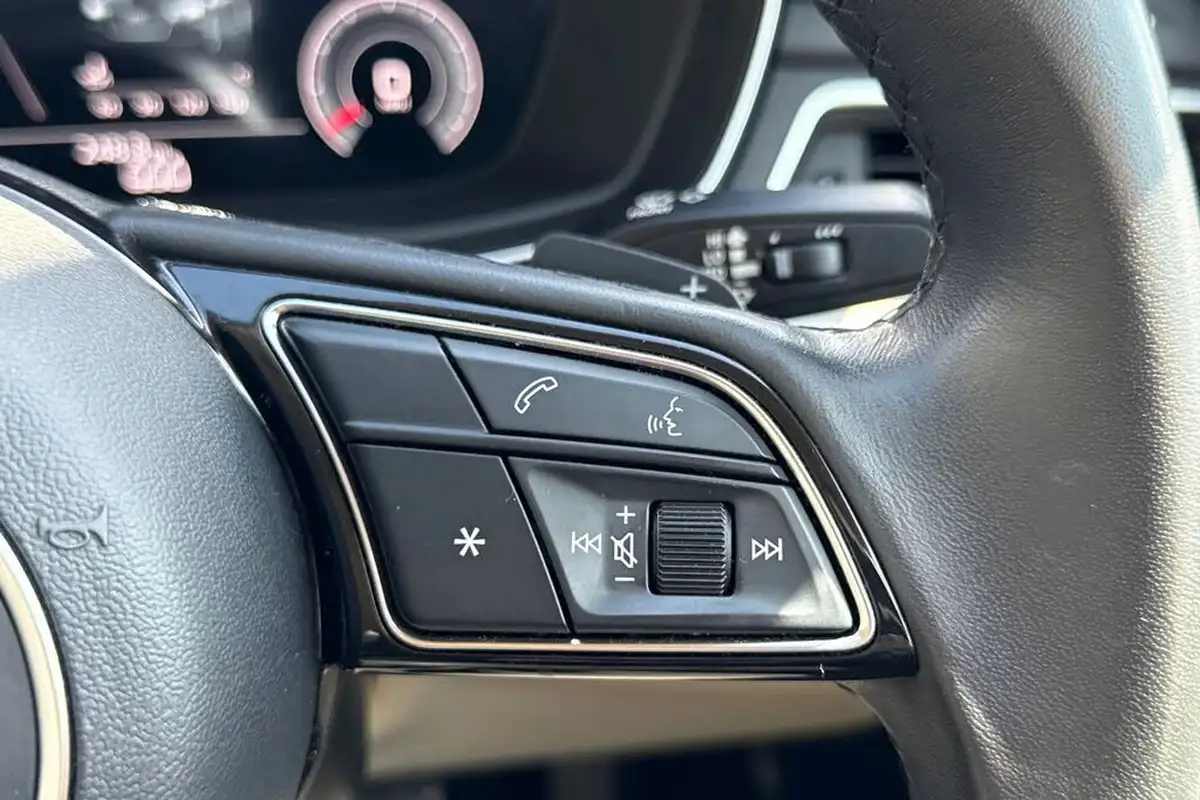 2023-audi-a5-20-35-tfsi-sportback-5d-big-46