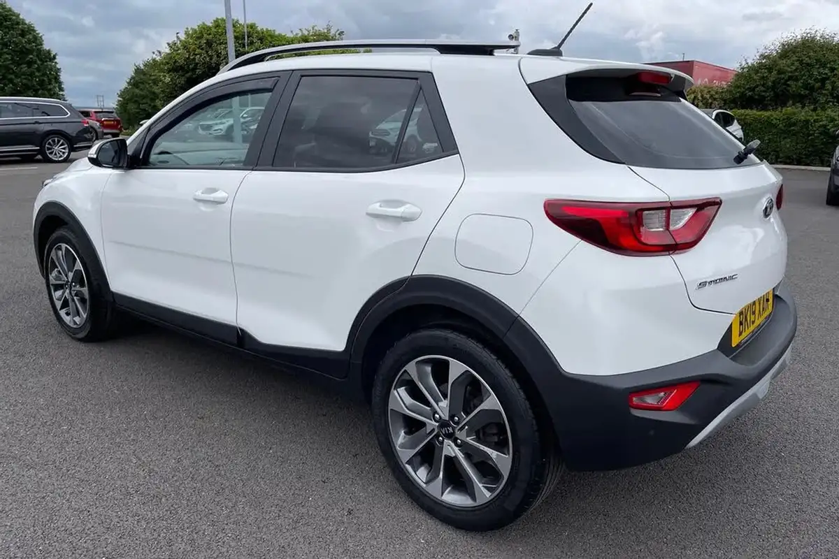 2019-kia-stonic-10-t-gdi-2-big-50