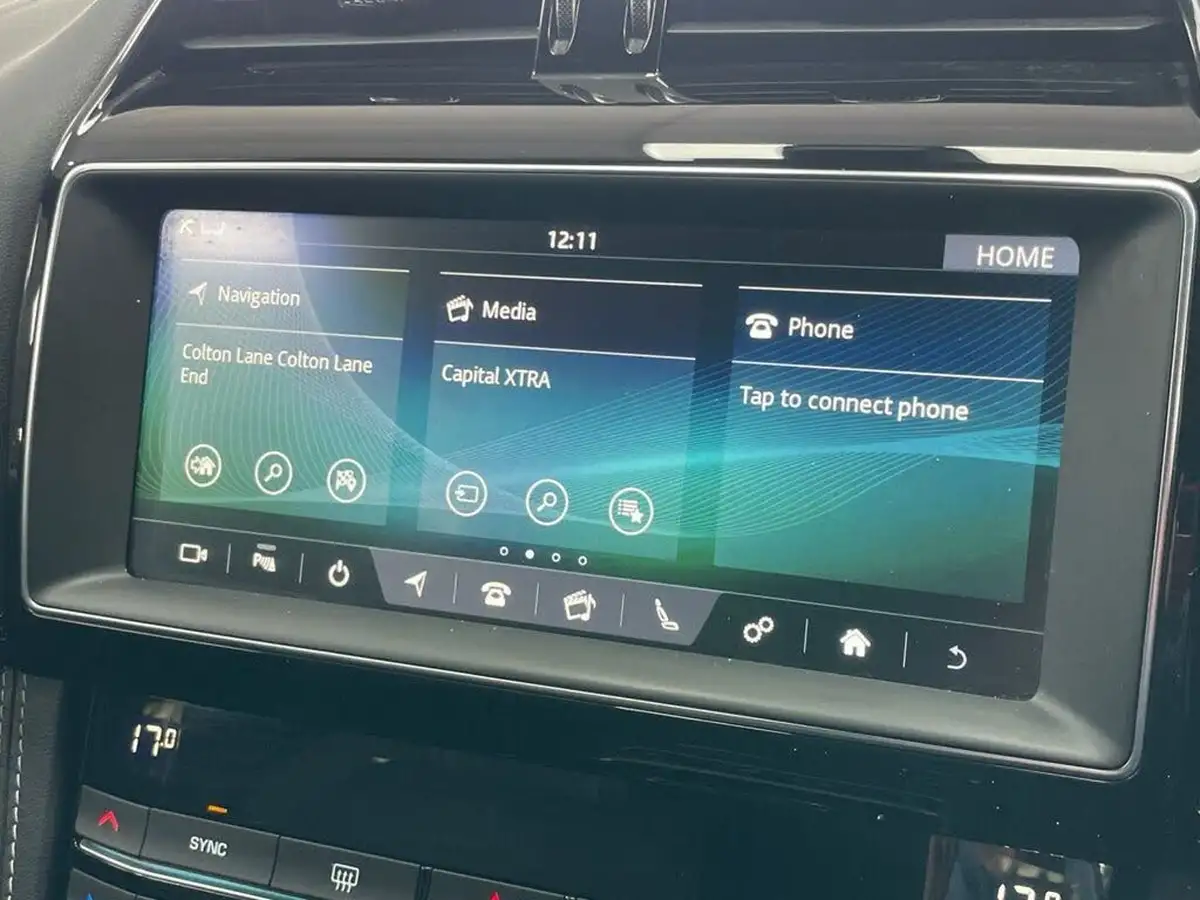 2019-jaguar-f-pace-20-i4d-r-sport-180ps-ss-auto-big-38
