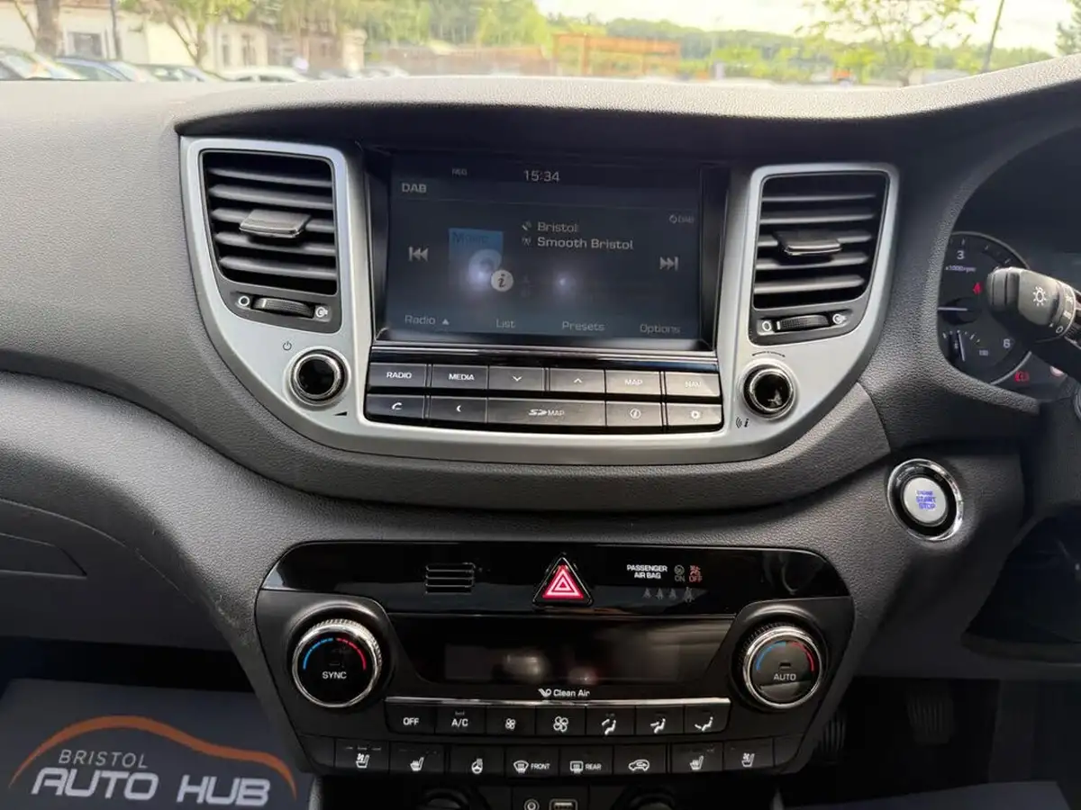 2016-hyundai-tucson-20crdi-premium-se-136ps-big-27
