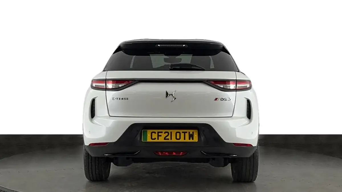 2021-ds-ds-3-crossback-e-tense-performance-line-big-4