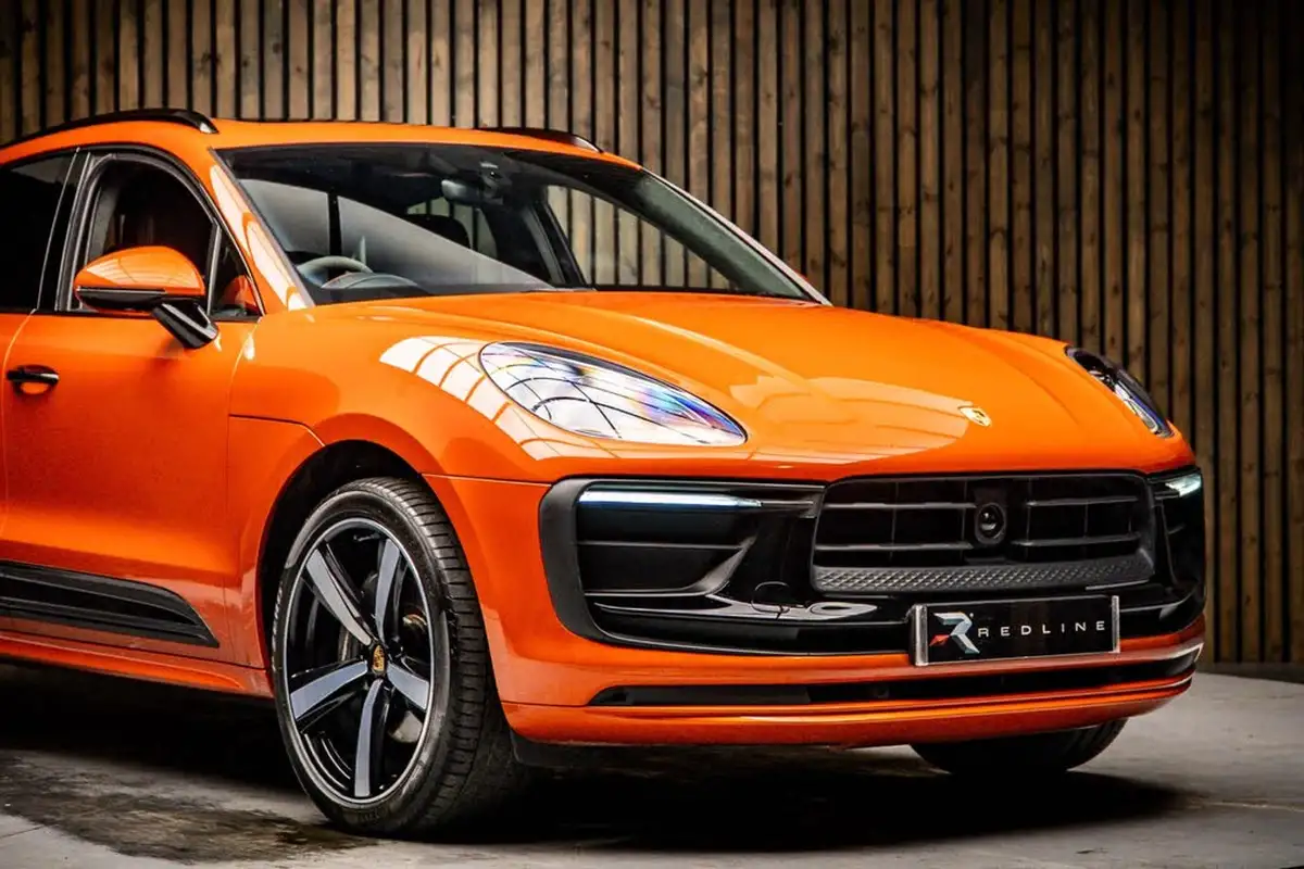 2023-porsche-macan-20-big-11