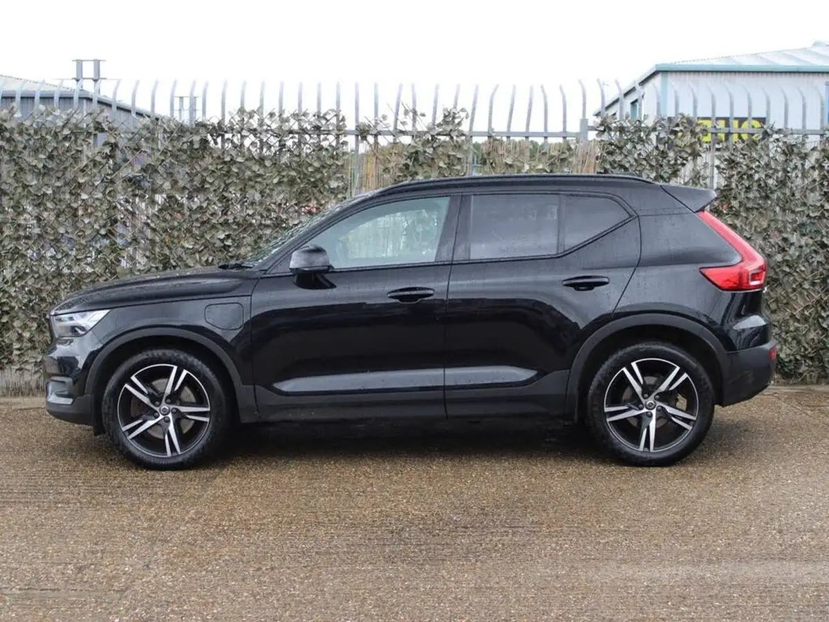 2021-volvo-xc40-15-t5-r-design-262bhp-big-6