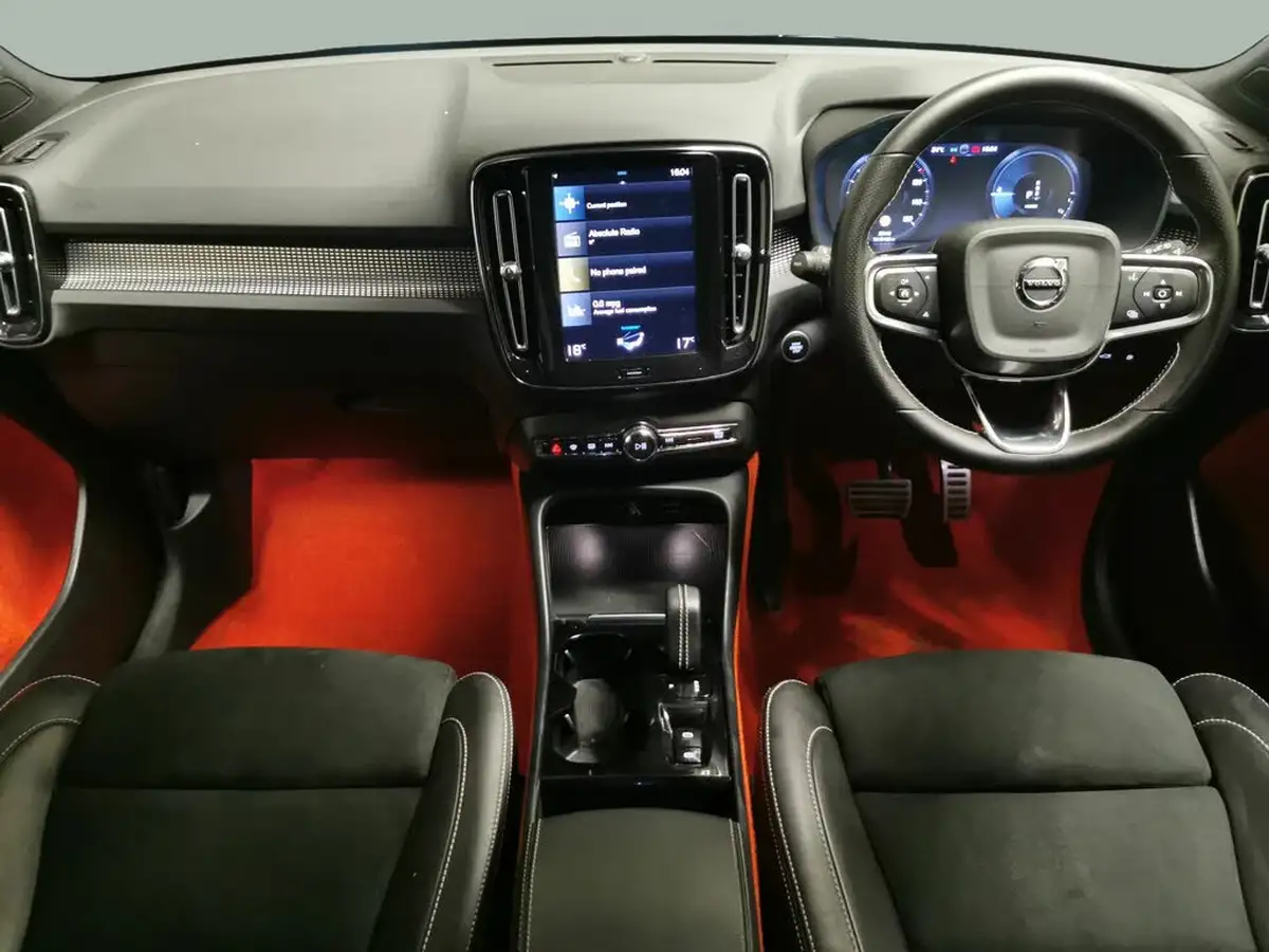 2021-volvo-xc40-15-t4-r-design-208bhp-big-8