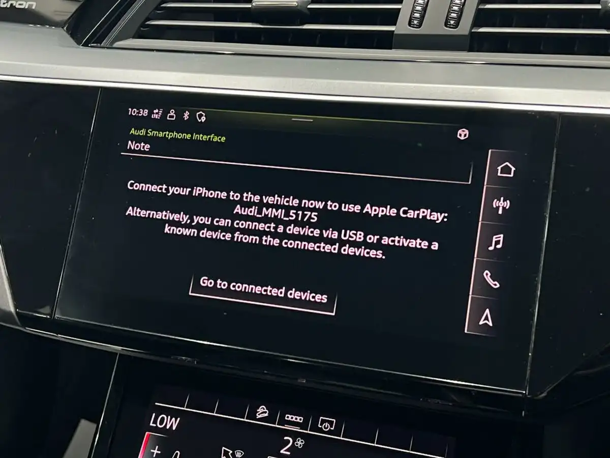 2021-audi-e-tron-50e-technik-station-wagon-big-44