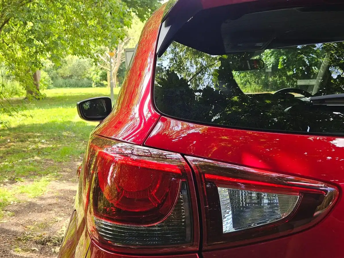2018-mazda-mazda2-15-sport-nav-big-50