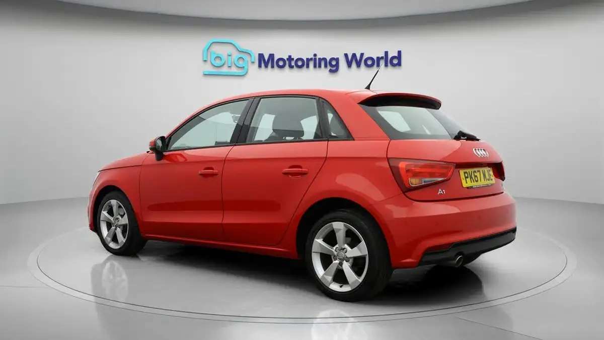 2017-audi-a1-16tdi-sport-nav-sportback-5d-big-5