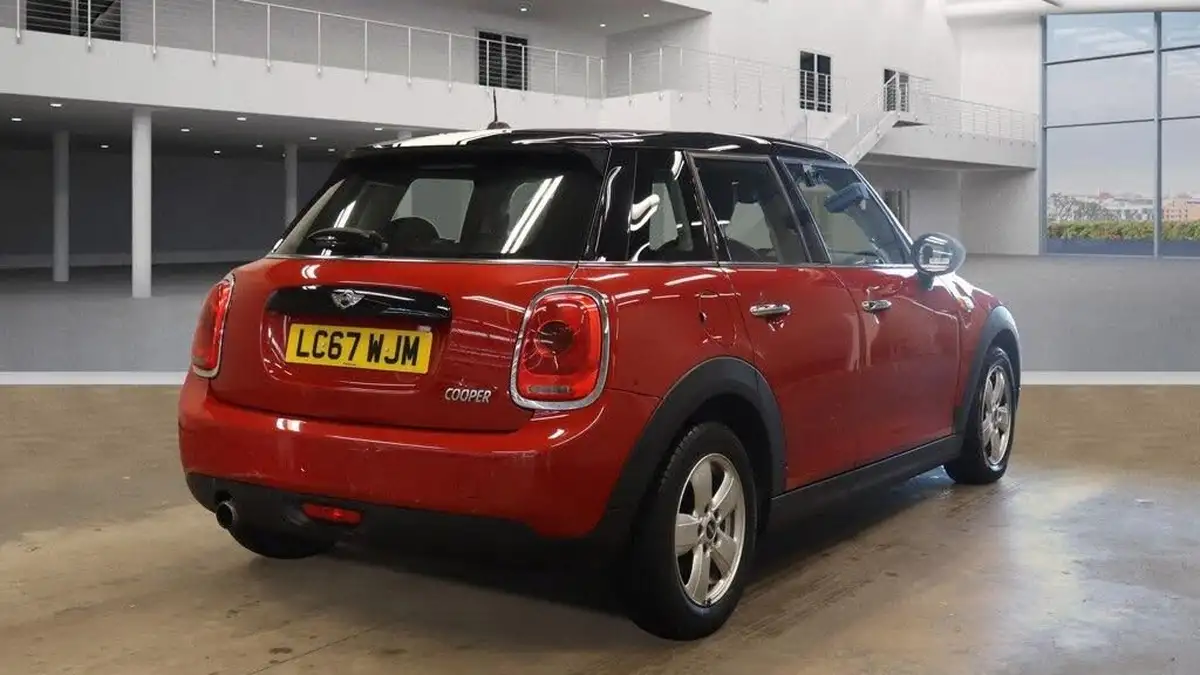 2017-mini-cooper-15-cooper-ss-hatchback-5d-auto-big-2