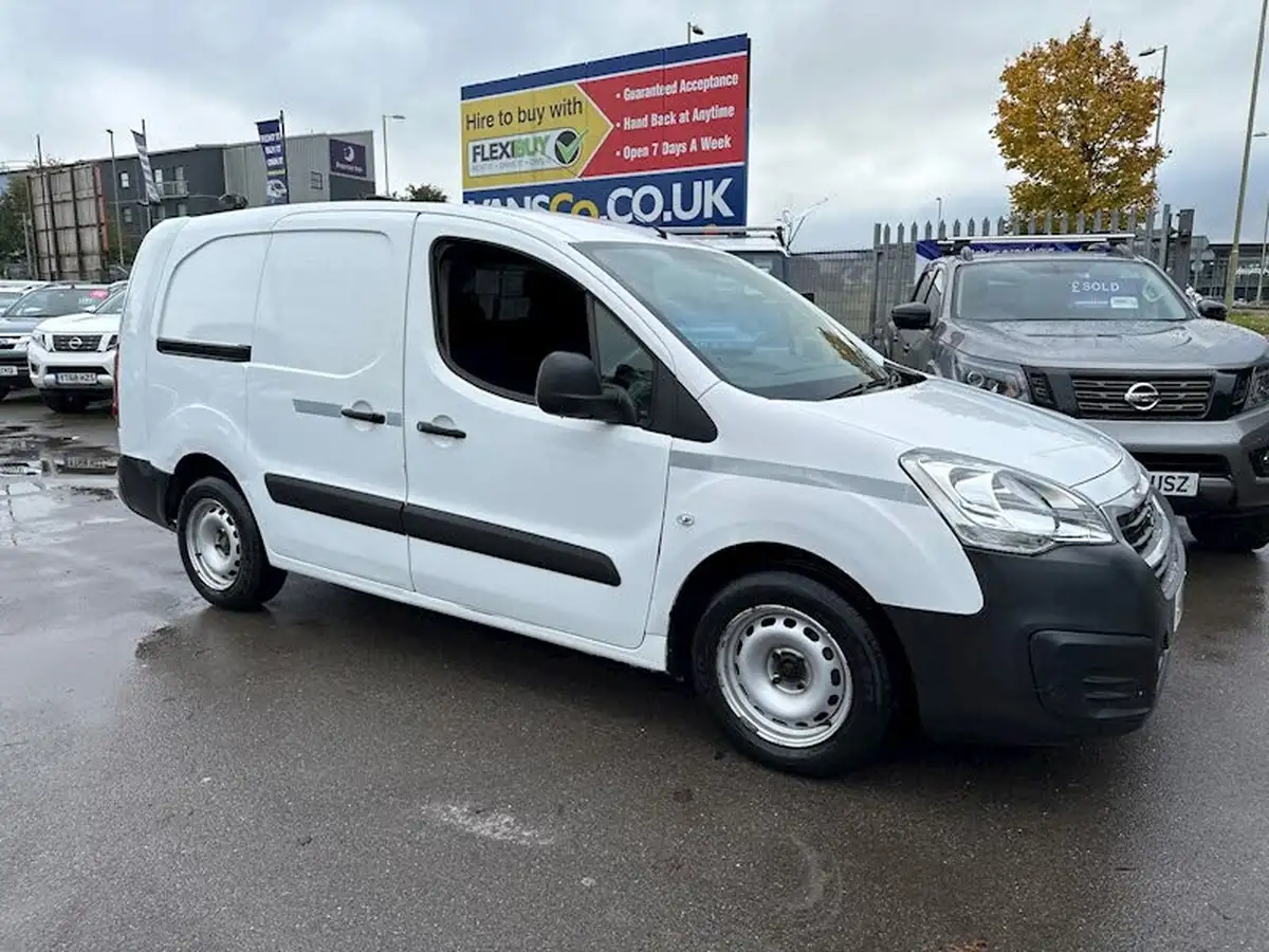 2018-peugeot-partner-16bluehdi-s-l2-756-panel-big-2