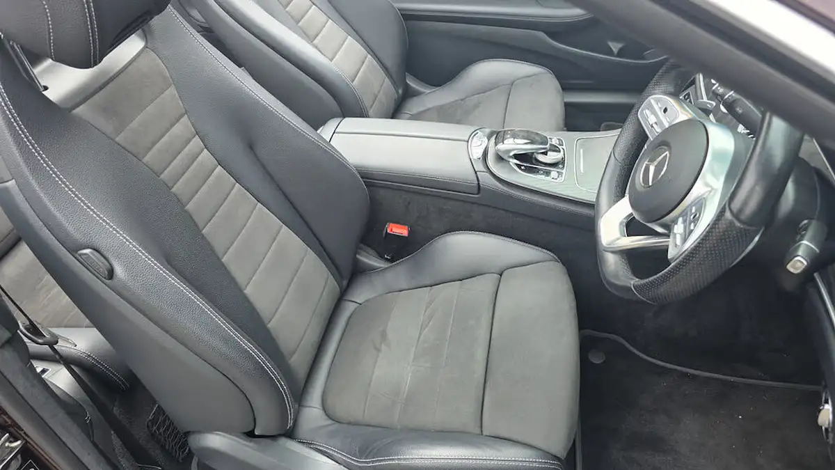 2020-mercedes-benz-e-class-20d-e220d-amg-line-premium-cabriolet-2d-big-18