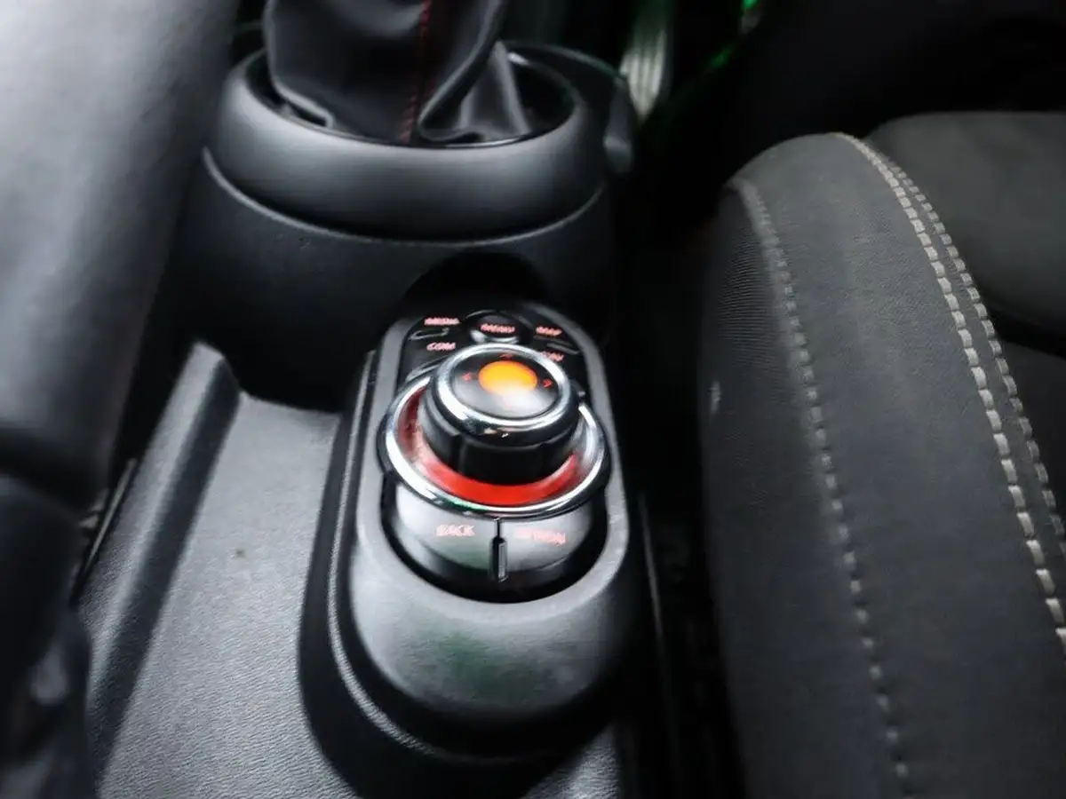 2019-mini-cooper-20-cooper-s-sport-189bhp-hatchback-5d-big-31