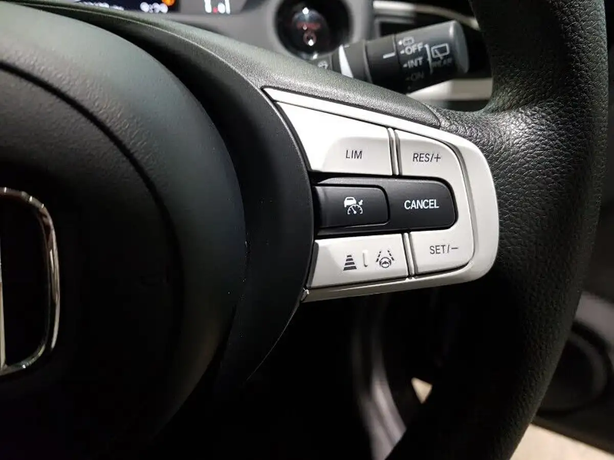 2021-honda-jazz-15-i-mmd-sr-107ps-big-14