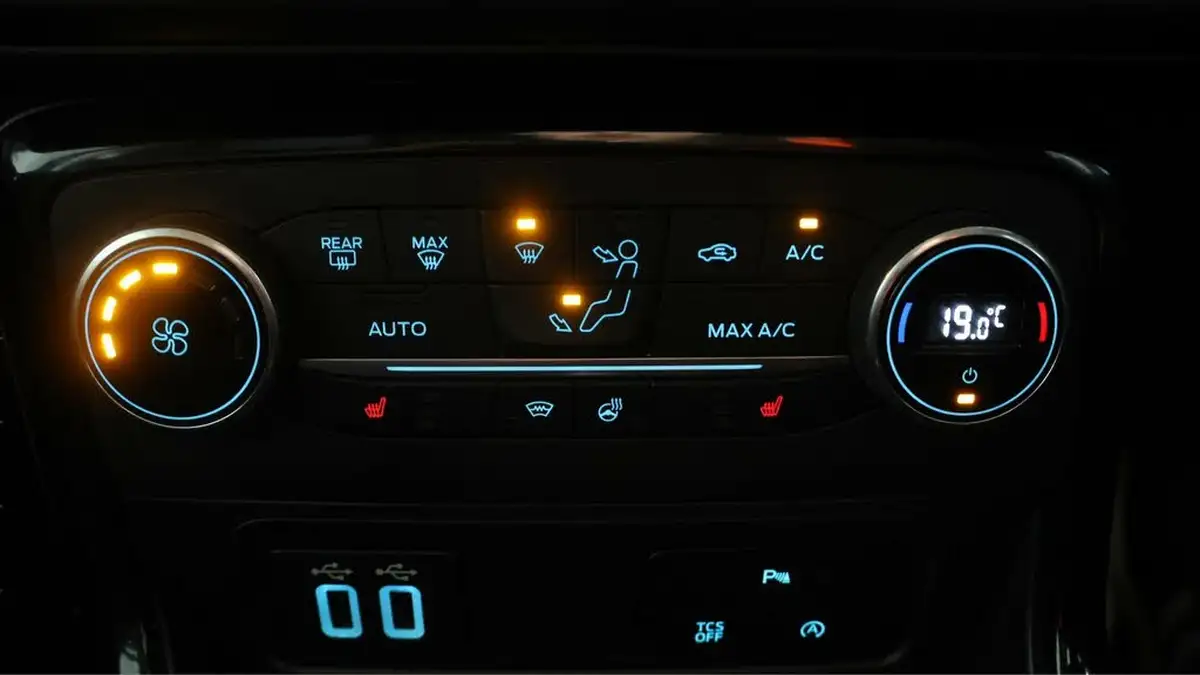 2019-ford-ecosport-10t-titanium-125ps-ss-big-12