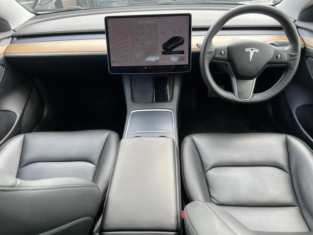 2021-tesla-model-3-e-long-range-4x4-big-28