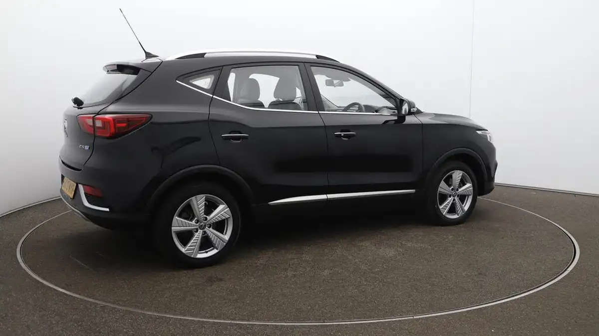 2020-mg-zs-suv-e-exclusive-ev-big-44