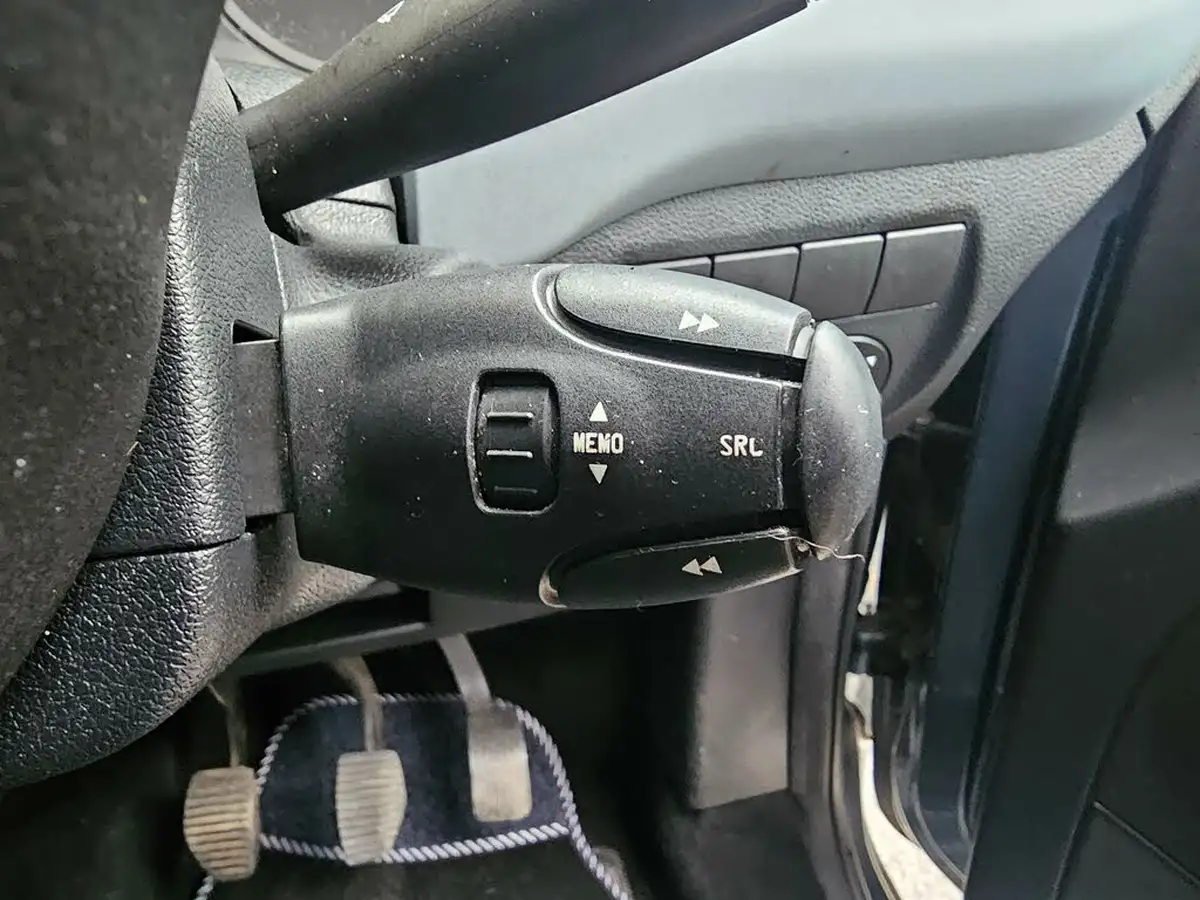 2013-citroen-berlingo-16td-vtr-90ps-big-20