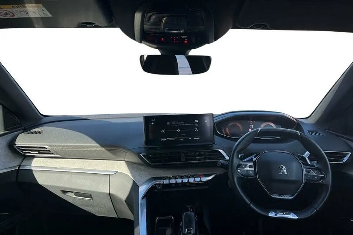 2022-peugeot-5008-suv-15-bluehdi-gt-eat8-big-9