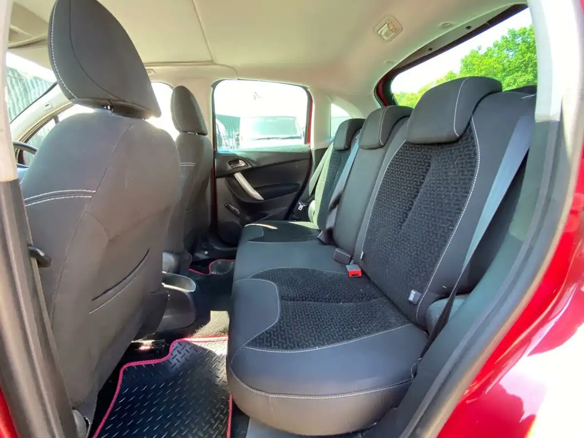 2011-citroen-c3-14-vtr-16v-95ps-1397cc-big-51