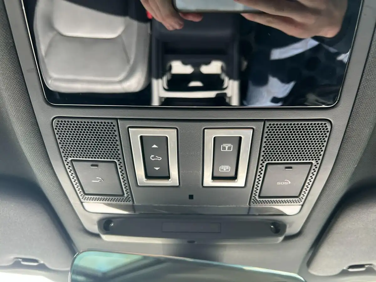 2024-land-rover-90-defender-30-d250-x-dynamic-hse-2996cc-big-49