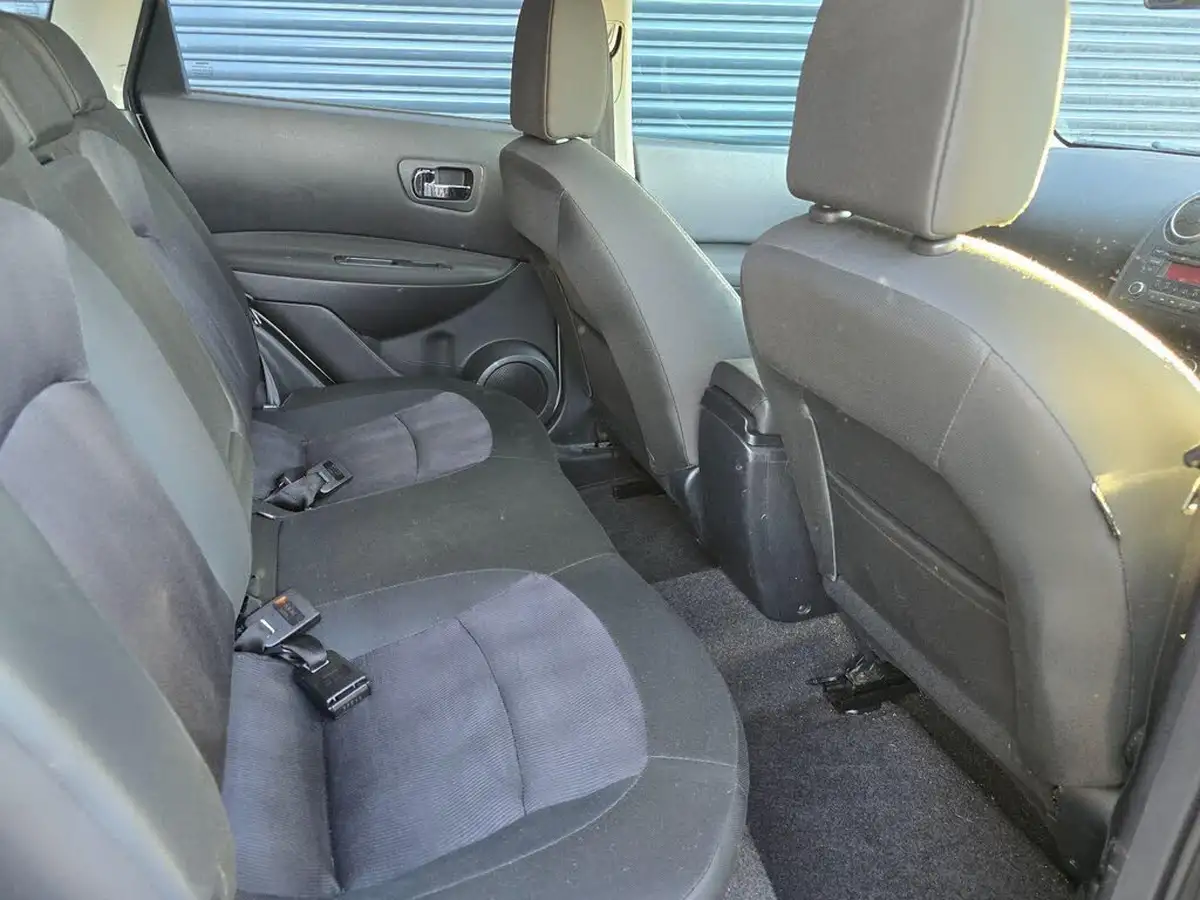 2013-nissan-qashqai-15td-acenta-big-11