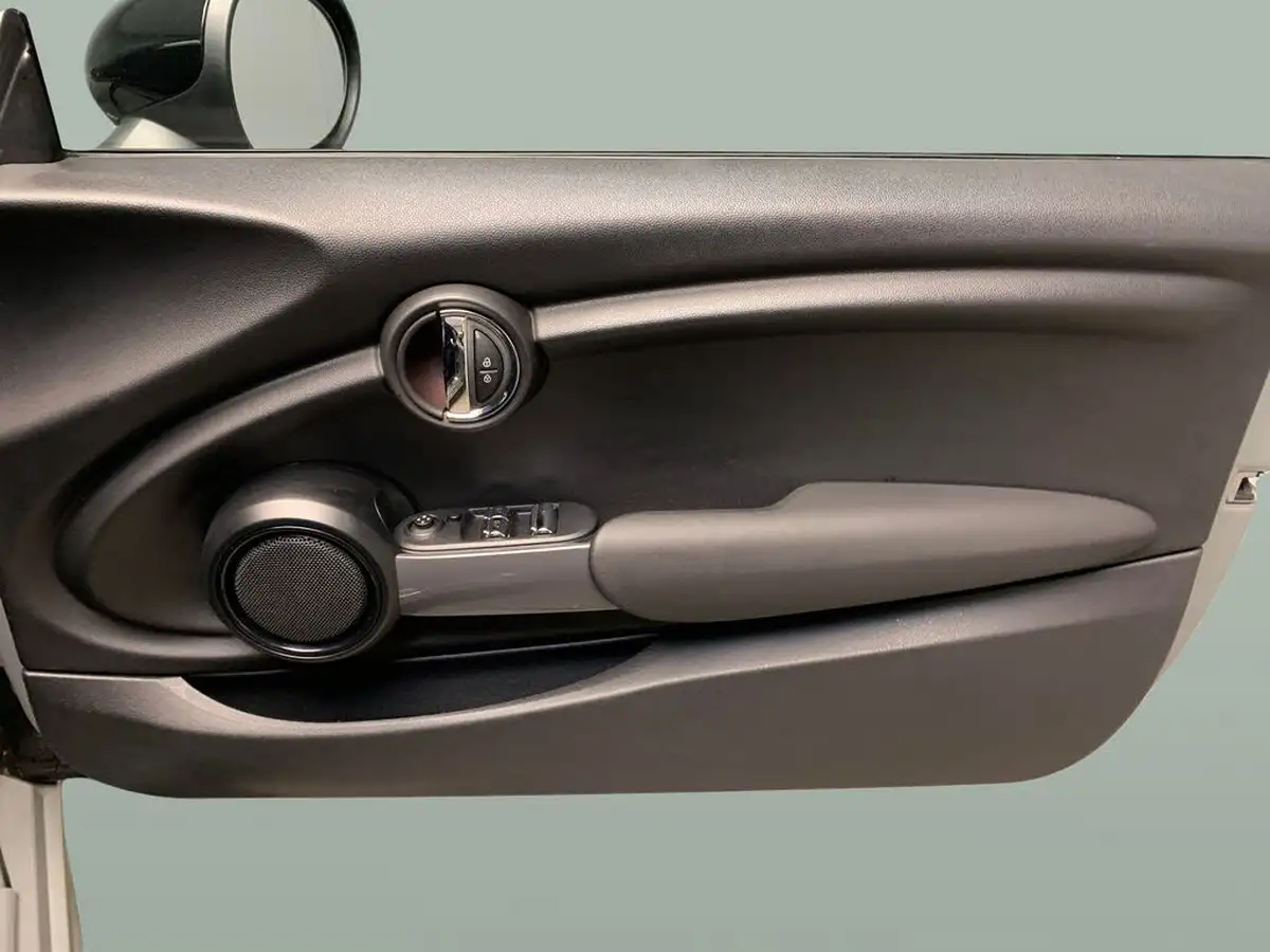 2019-mini-cooper-15-cooper-sport-ss-convertible-2d-big-32