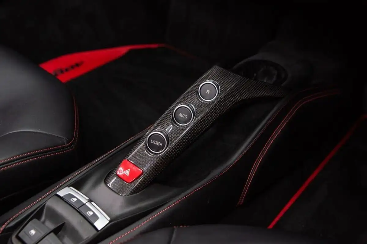 2017-ferrari-488-39-488-spider-big-47