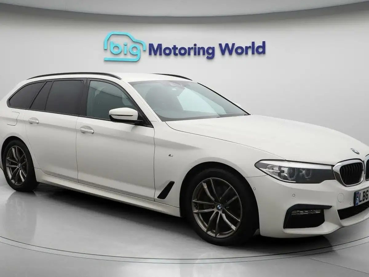 2017-bmw-5-series-20td-520d-m-sport-touring-5d-big-0