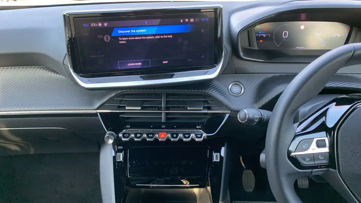 2024-peugeot-2008-suv-12-puretech-allure-130ps-big-9