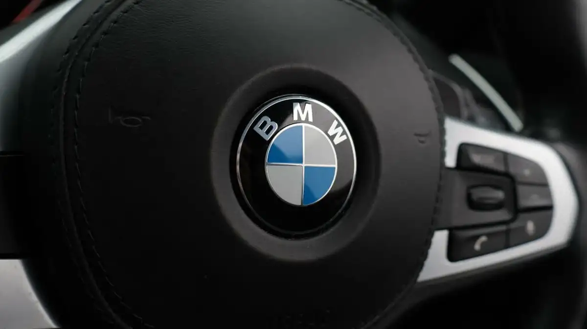 2017-bmw-5-series-20td-520d-m-sport-touring-5d-big-24