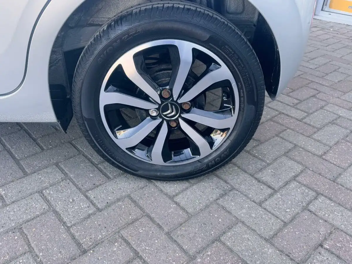 2016-citroen-c1-10-vti-flair-5d-etg-big-12