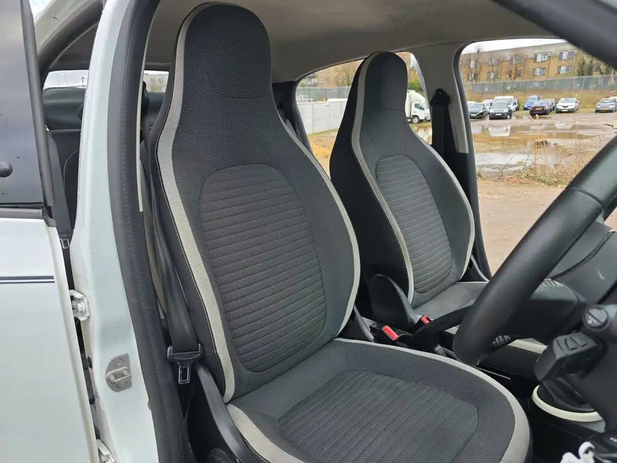 2016-renault-twingo-10-sce-dynamique-big-22
