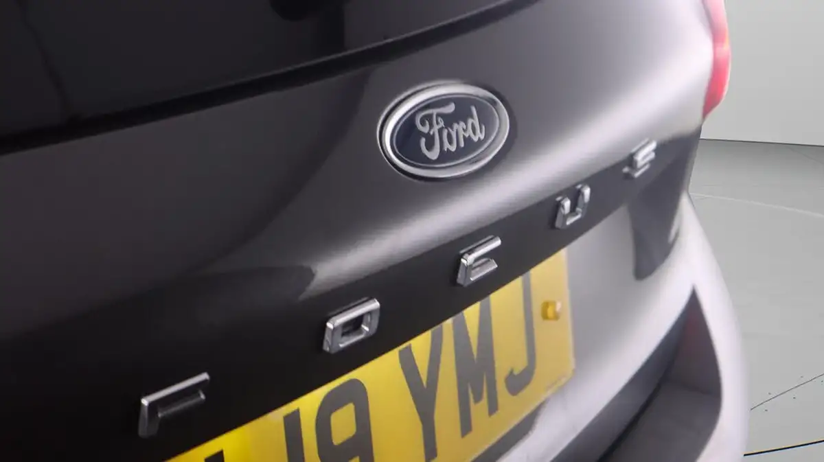 2019-ford-focus-15t-titanium-x-hatchback-big-20
