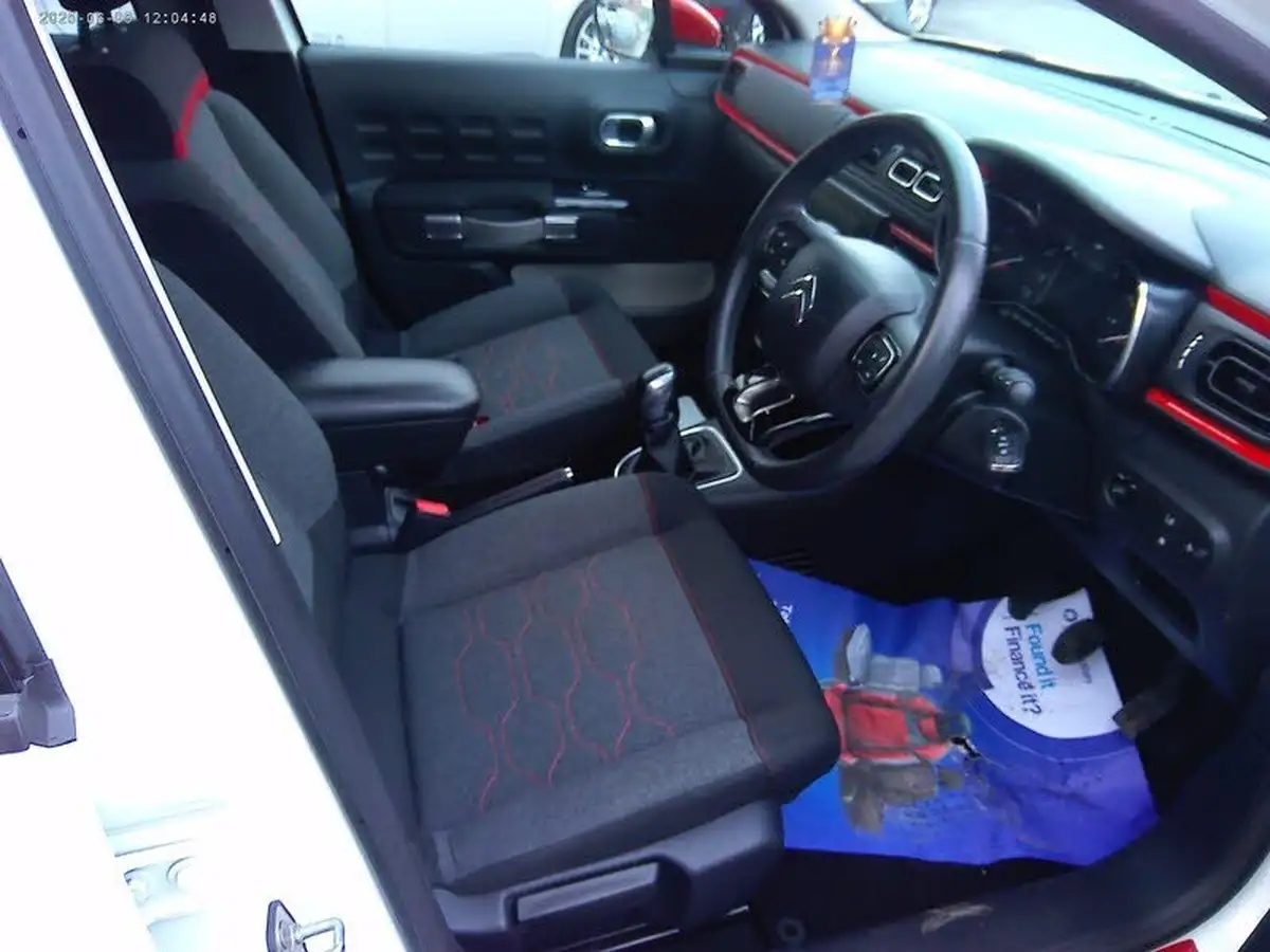 2017-citroen-c3-12-puretech-flair-110ps-ss-big-8