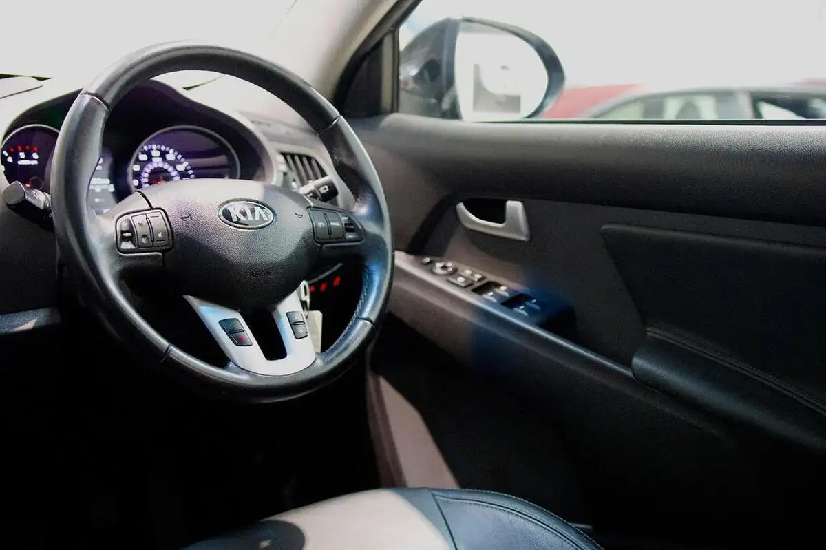 2014-kia-sportage-17-crdi-3-sat-nav-big-25