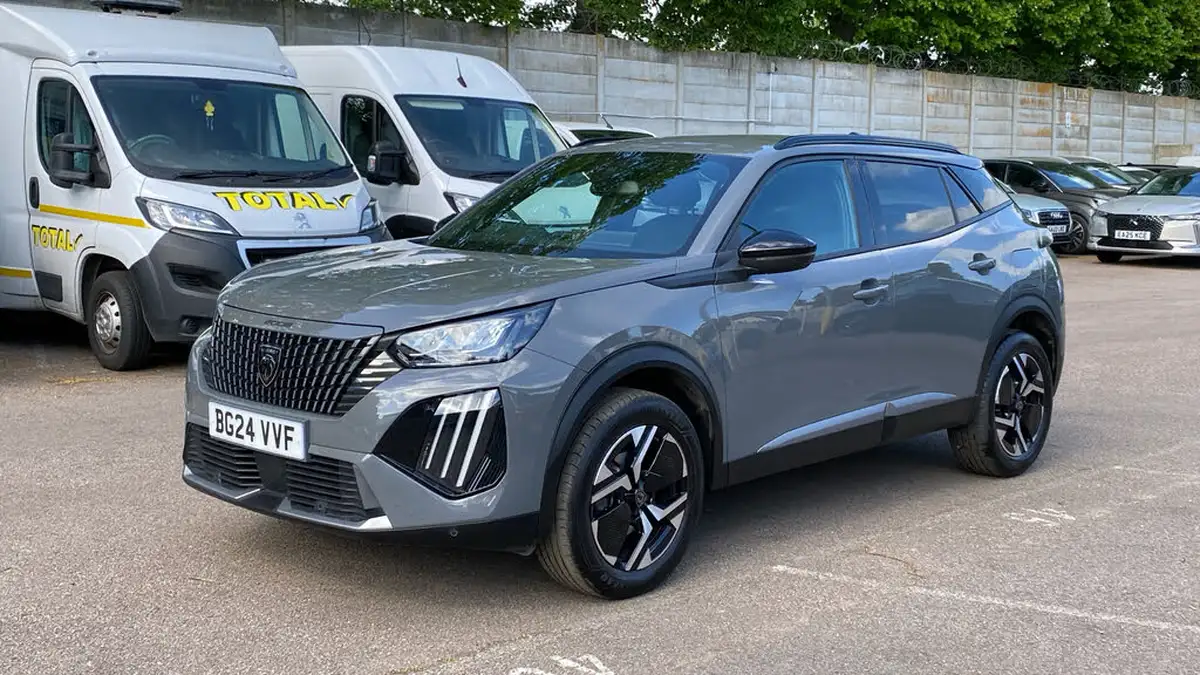 2024-peugeot-2008-suv-12-puretech-allure-130ps-eat8-big-6