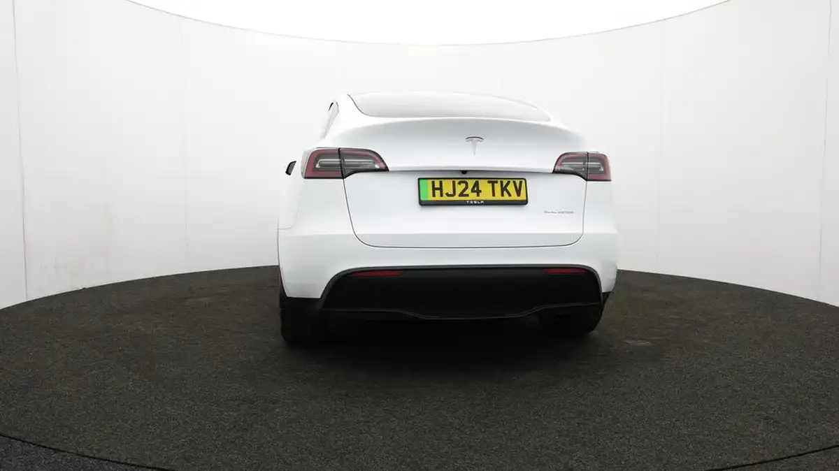 2024-tesla-model-y-e-long-range-306bhp-awd-big-38