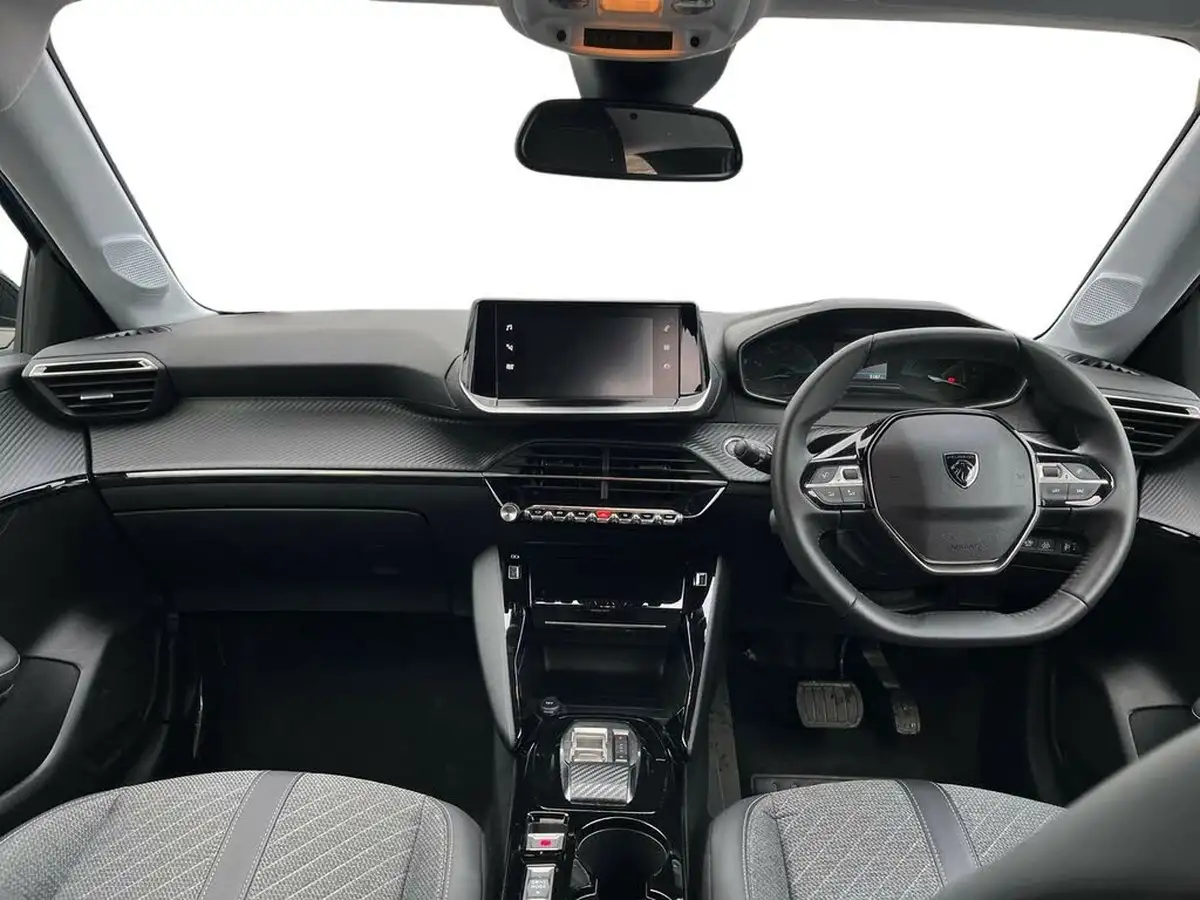 2024-peugeot-208-e-e-style-big-7