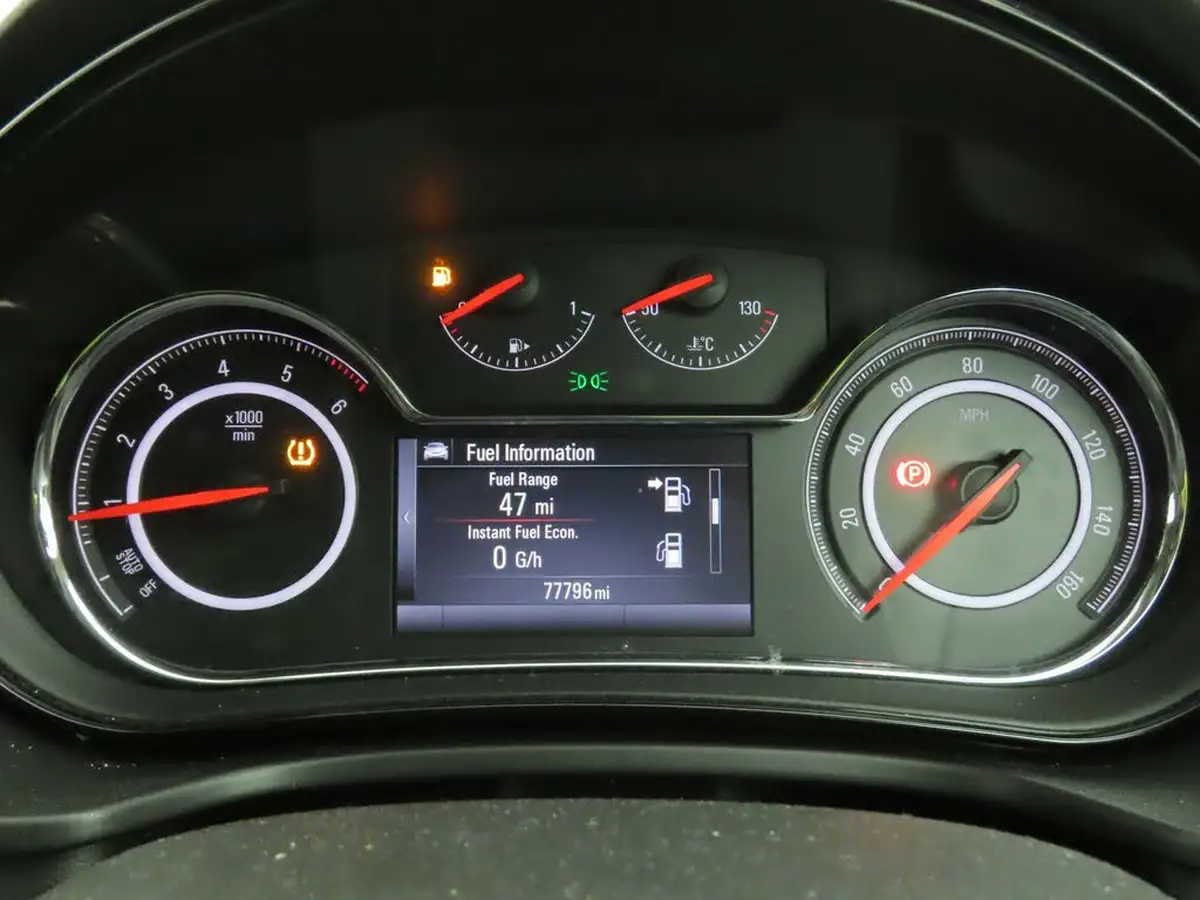 2015-vauxhall-insignia-16cdti-elite-nav-ecoflex-ss-big-5