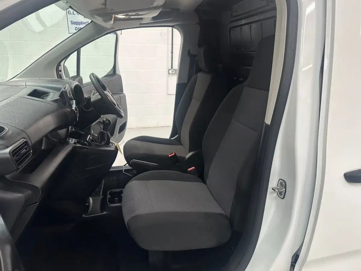 2019-vauxhall-combo-15cdti-edition-2000-75pseu6d-t-panel-big-12