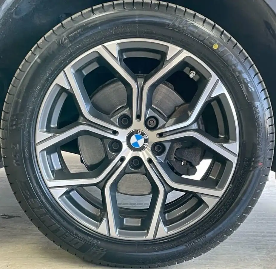2019-bmw-x1-20td-sdrive18d-xline-sport-auto-big-15