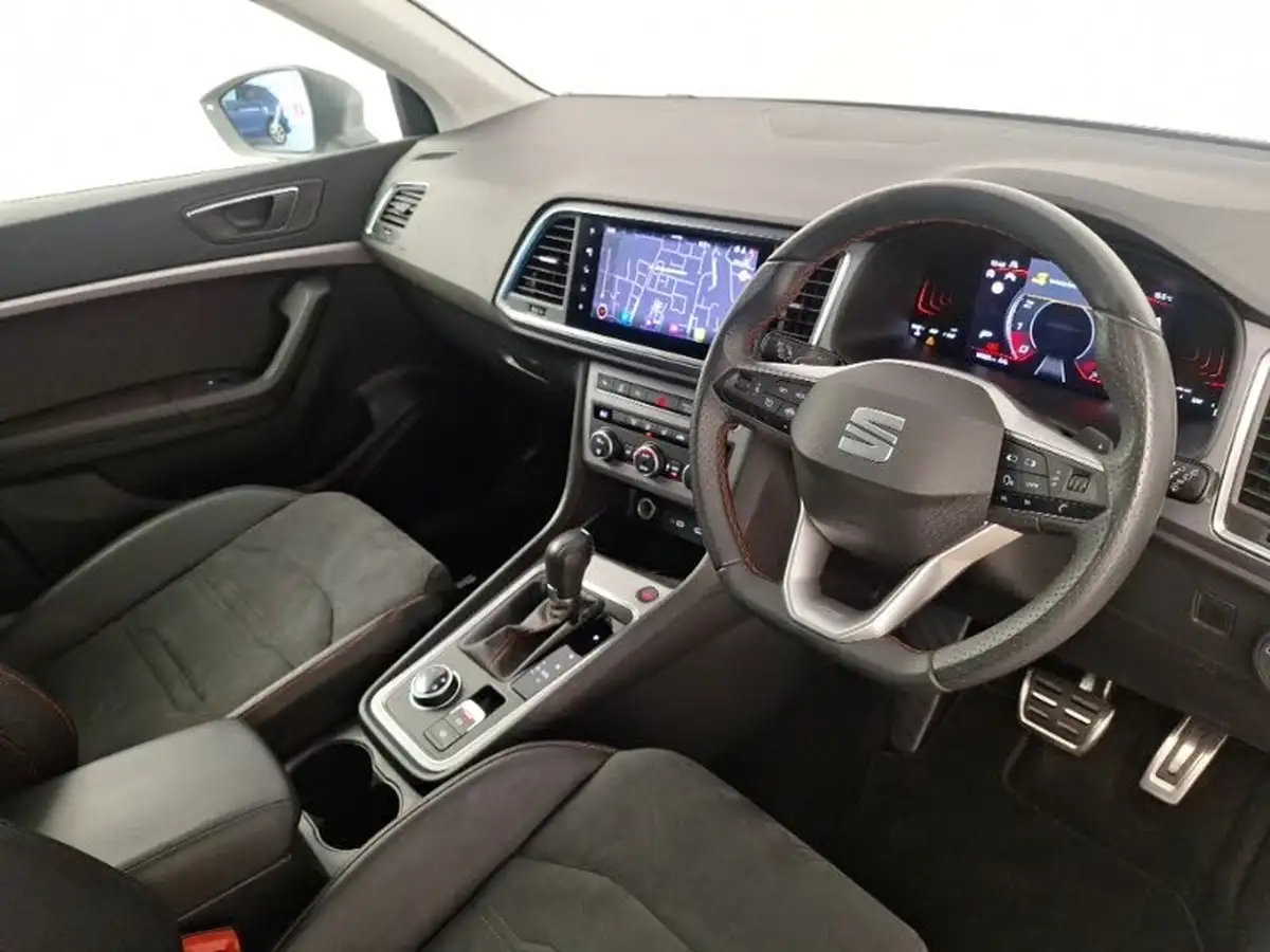 2024-seat-ateca-15-ecotsi-fr-dsg-big-10