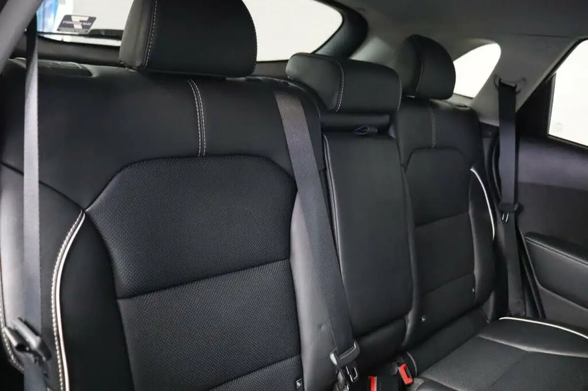 2021-kia-e-niro-ev-3-big-34