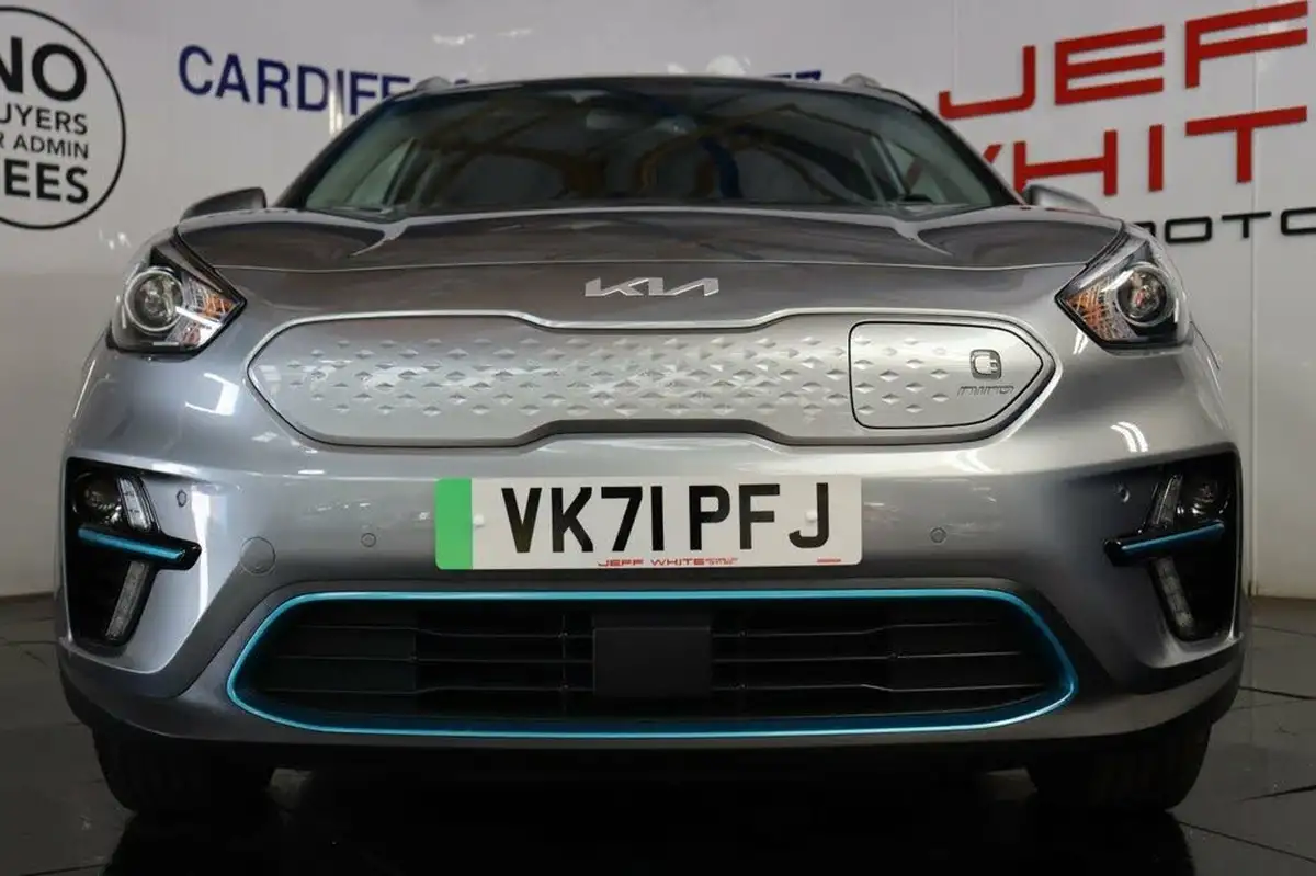 2021-kia-e-niro-ev-3-big-10