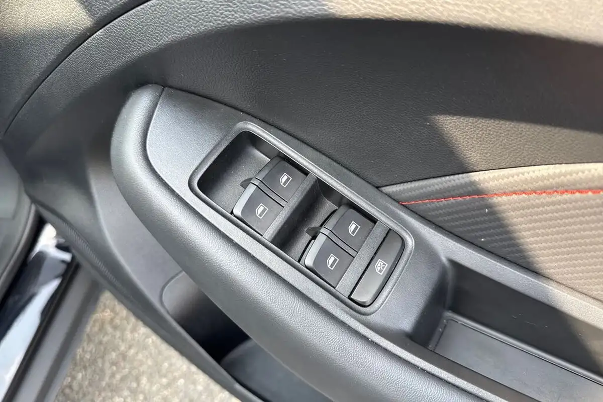 2024-mg-zs-suv-10t-gdi-exclusive-auto-big-21