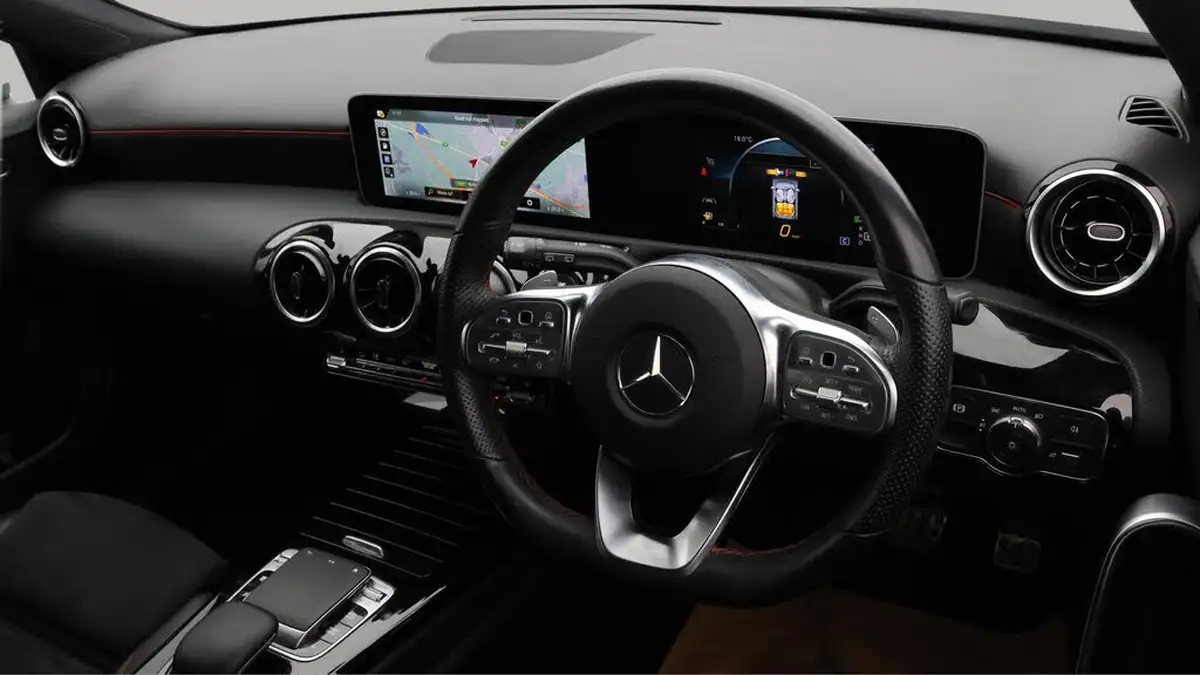 2019-mercedes-benz-a-class-13-a180-amg-line-executive-hatchback-5d-7g-dct-big-10